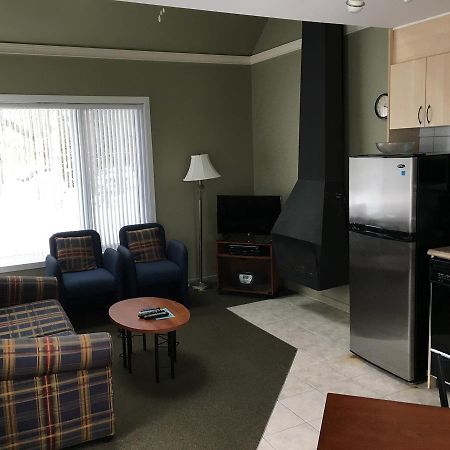 Holiday Villa Resorts At Mont Ste Anne Beaupre Exterior photo